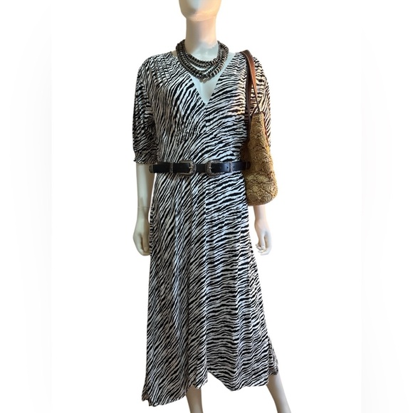 Anthropologie Faithfull The Brand Zebra Print Midi Dress Size L, Pre-Own EUC - Picture 1 of 6